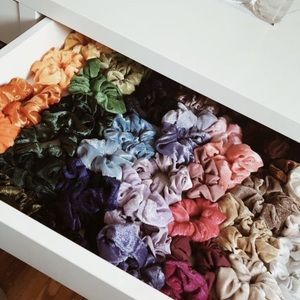 Mystery set of 5 scrunchies